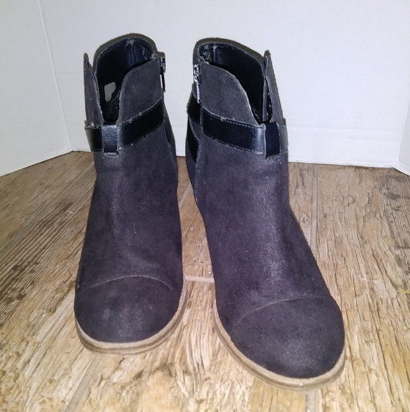 Bootie - Picture 2 of 7